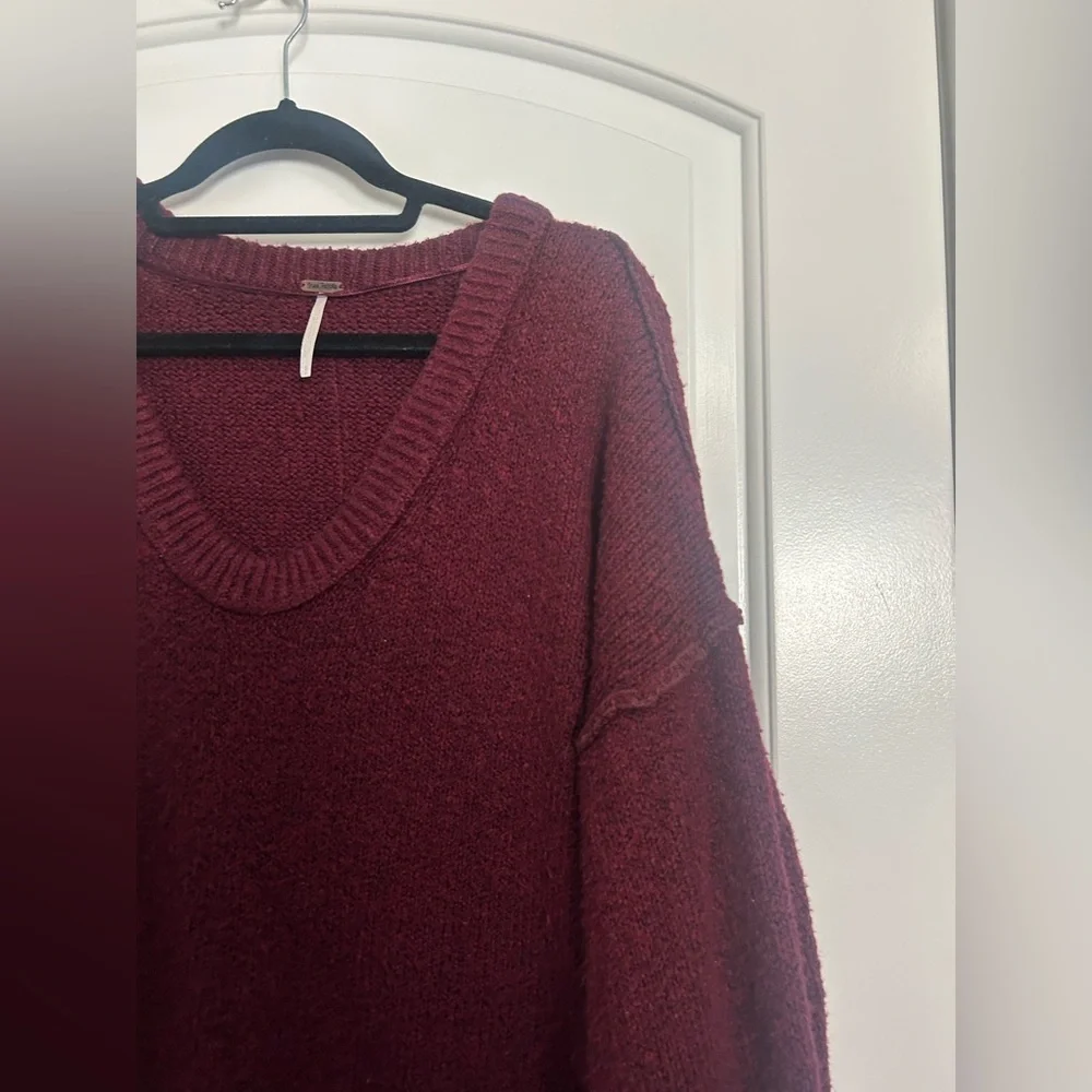 Free People Brookside Oversized Burgundy Tunic Sweater Size Small boho 90s